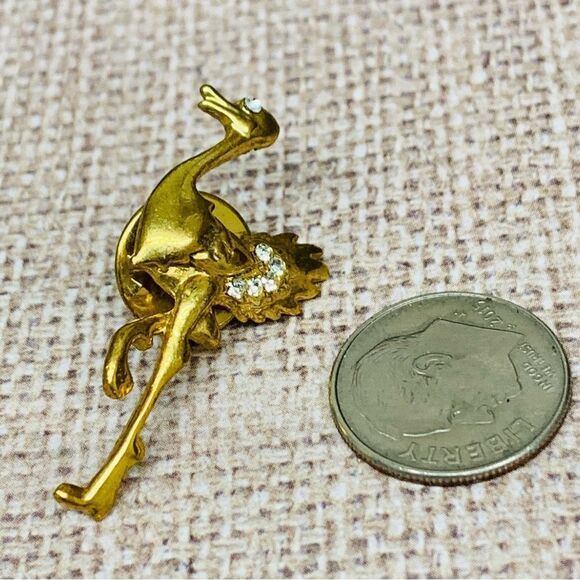 Gold Ostrich Crystal Straight Back Pin - Picture 2 of 4